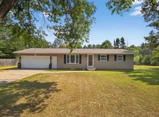 2410 Lovewood Dr, Wisconsin Rapids, WI 54494