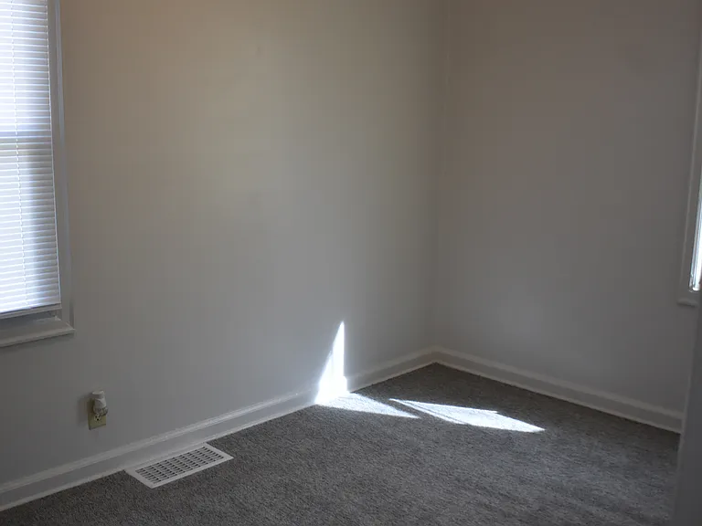 5705 Fontenelle Blvd — Photo 11