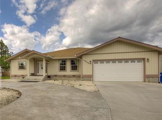 19558 Mountain Mdw S, Hidden Valley Lake, CA 95467