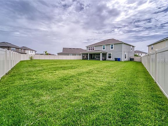 5th image of 11605 Tetrafin Dr