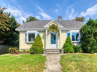 827 Wilbur Ave, Swansea, MA 02777