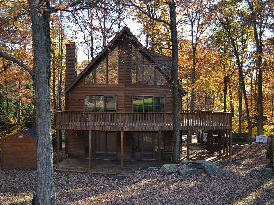132 Big Bear Dr, Greentown, PA 18426 Zillow
