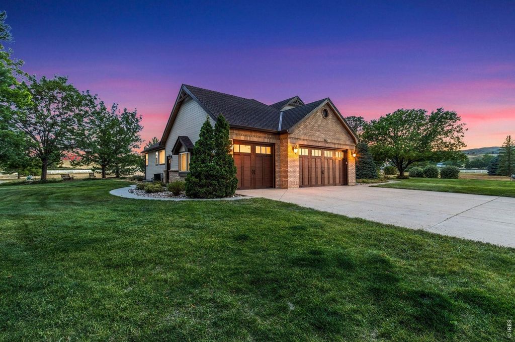 5714 Bluff Ln
