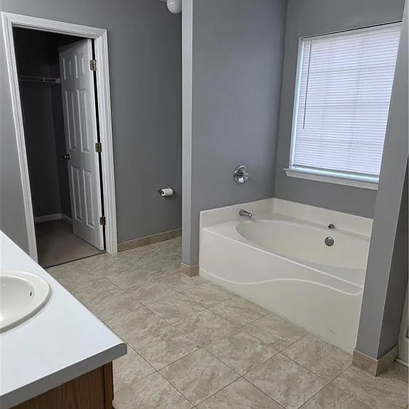 1529 Sydney Pond Cir — Photo 16