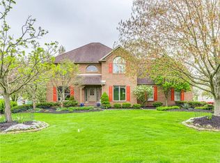 6972 Harbor Dr NW, Canton, OH 44718