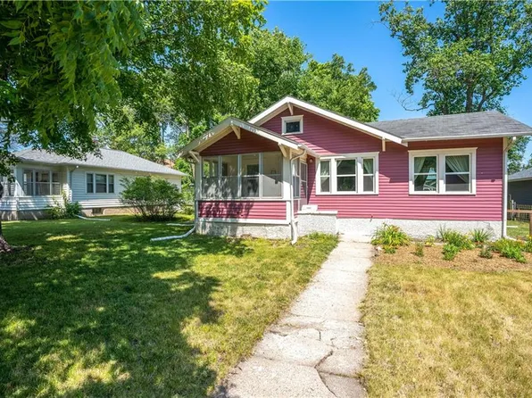 1222 Burnett Ave, Ames, IA 50010