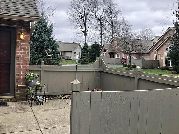 5th image of 6104 Warbling Ln #23-610