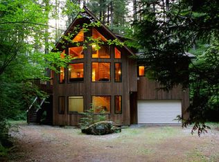 6995 Snoqualmie Pl, Glacier, WA 98244