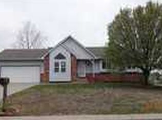 420 E Oakwood Dr, Rose Hill, KS 67133