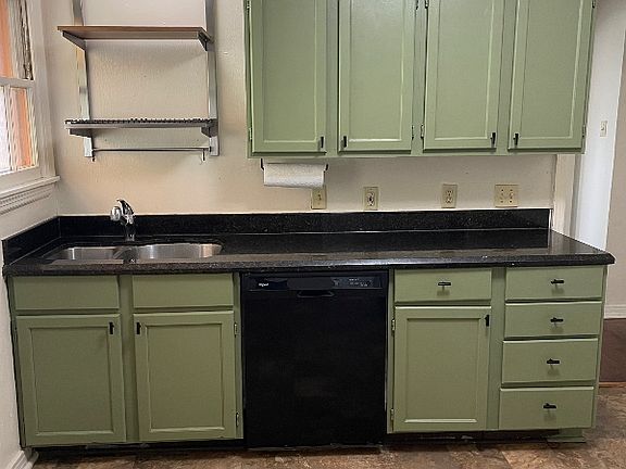 5th image of 6109 Greenmere Pl