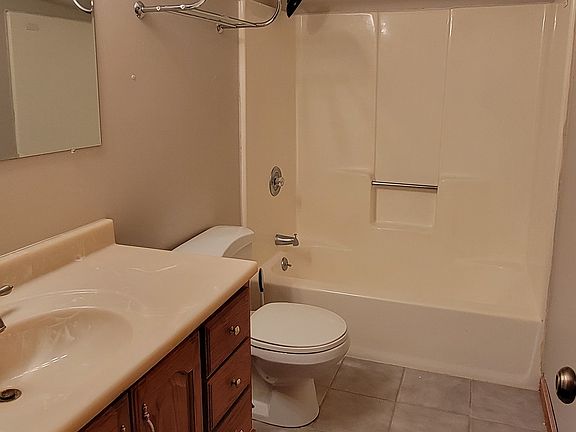2nd image of 2347 Conley Dr #2349