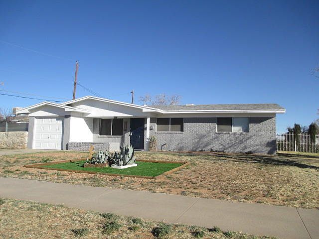 1st image of 10061 Newcastle Dr