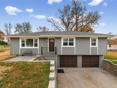 18 Bear Cir, Saint Joseph, MO, 64506