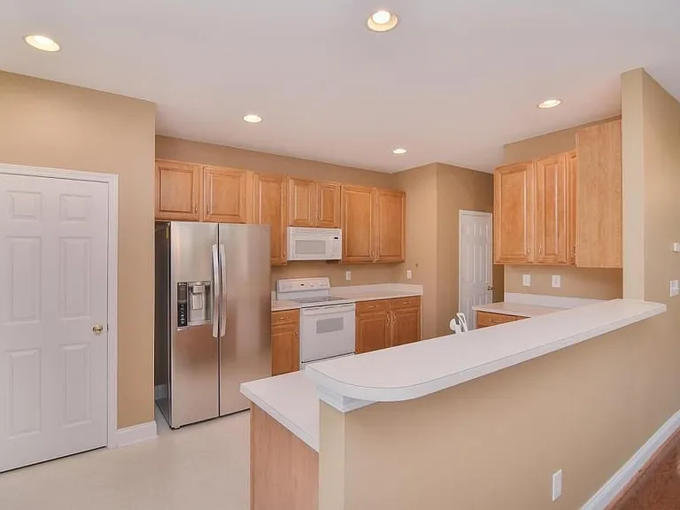 15607 Chipping Dr — Photo 4