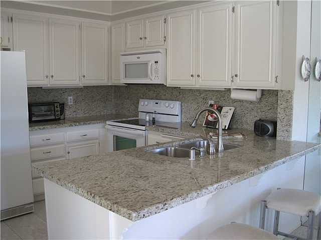 2nd image of 1327 Camino Linda Dr