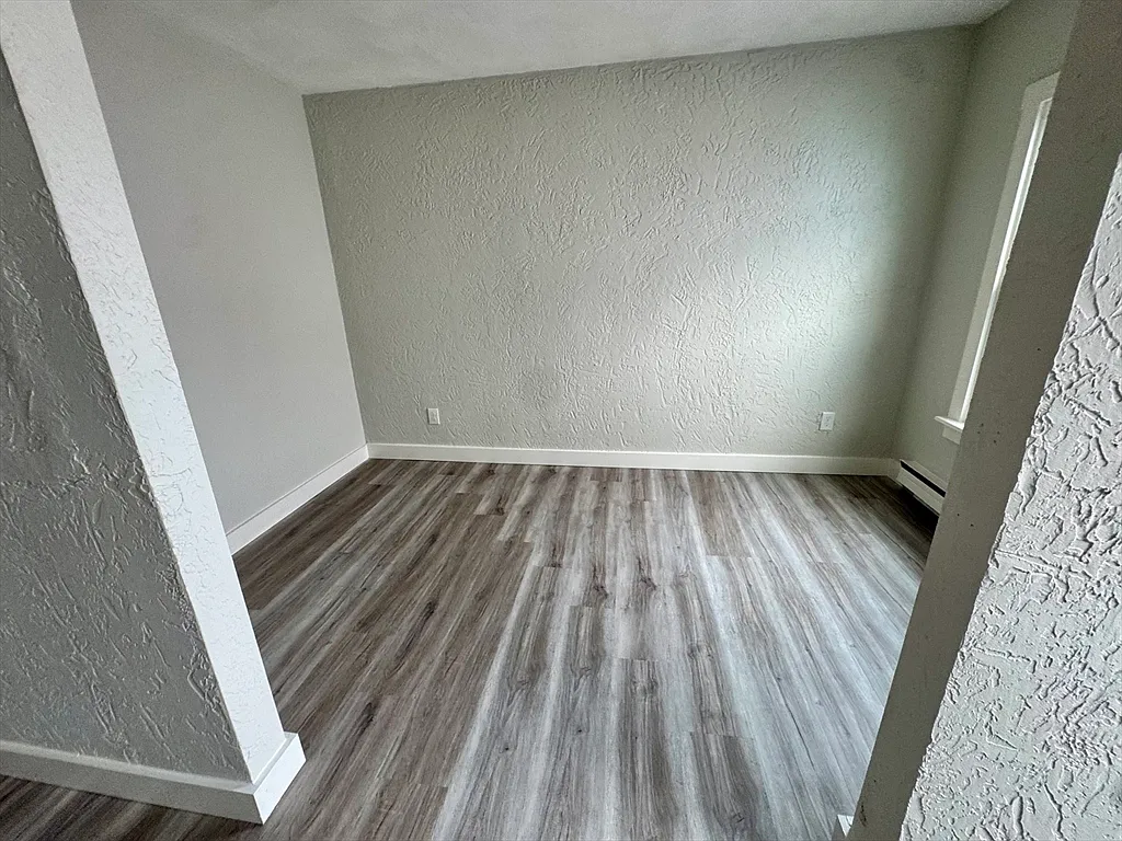 1 bed, 1.0 bath, 700 sqft, $2,500 — Photo 3