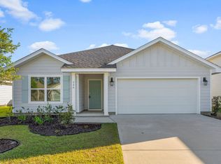 546 Earl Godwin Rd, Freeport, FL 32439