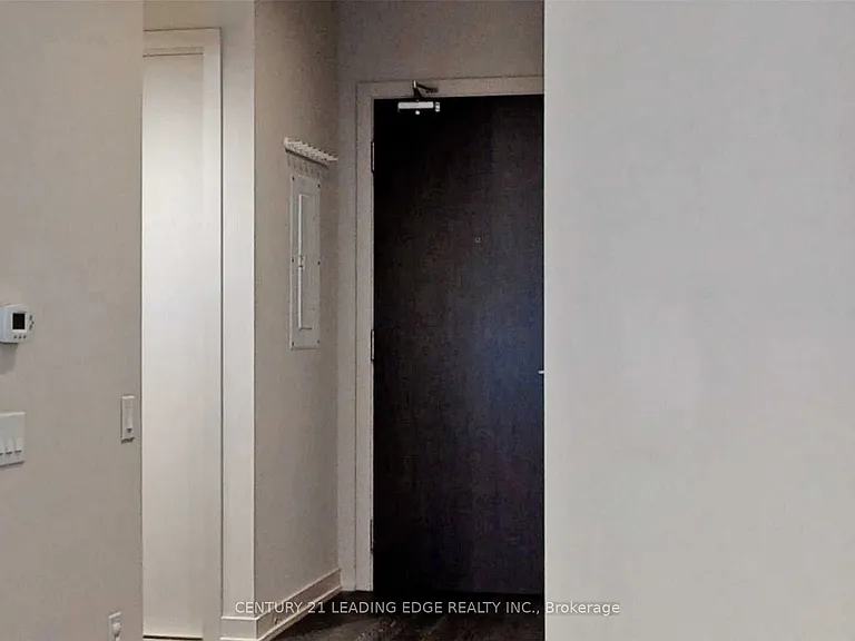 11 Charlotte St #308 — Photo 7