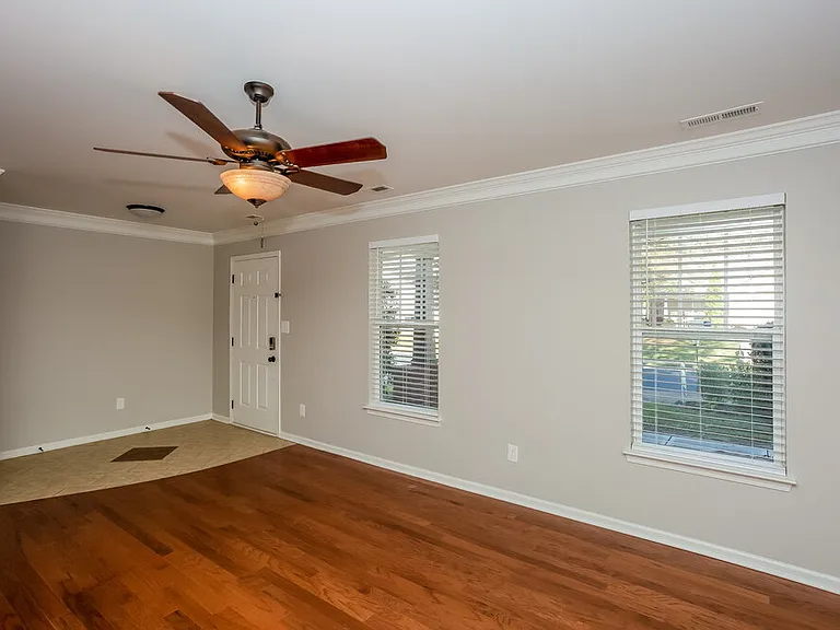 420 Amir Cir — Photo 6