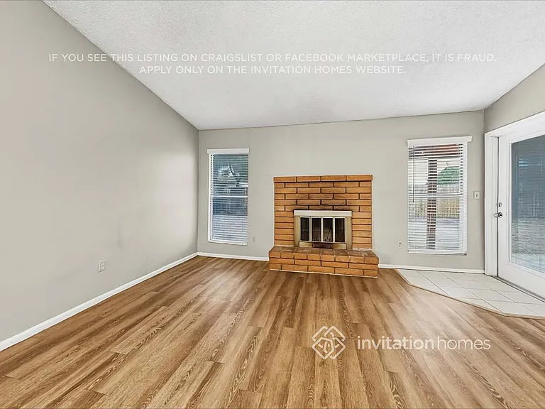 1615 W Curry Dr — Photo 7