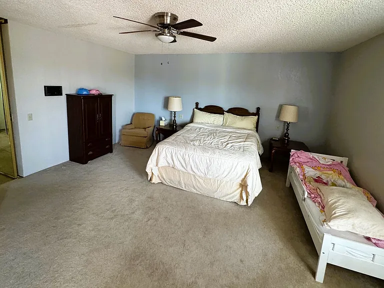 9350 Clubhouse Blvd — Photo 38