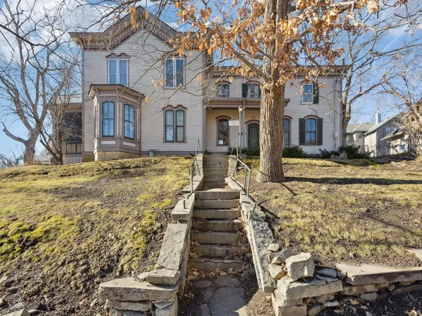 510 3rd St N, Stillwater, MN 55082