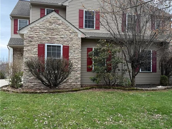 8376 Scenic View Dr, Breinigsville, PA 18031