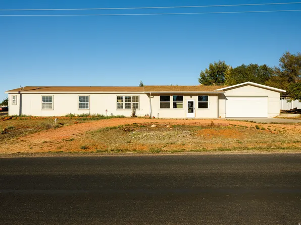 1686 S Powell Dr, Kanab, UT 84741