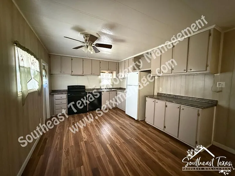 1455 Mohawk St #7 — Photo 3