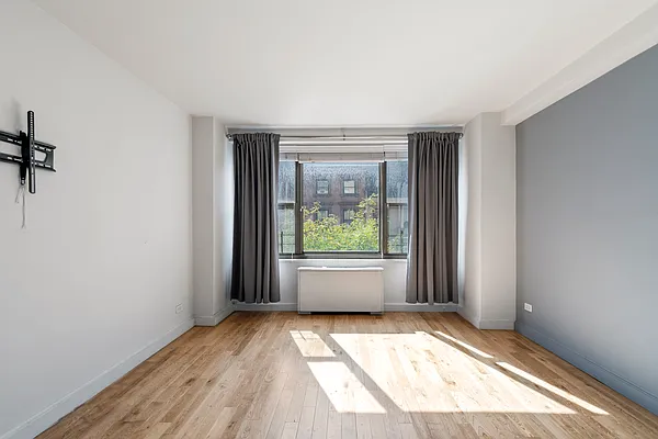 Rented by Douglas Elliman | media 5