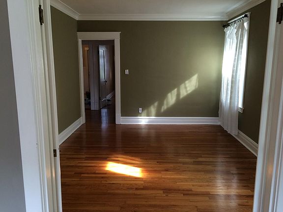 5th image of 5335 Devonshire Ave #A