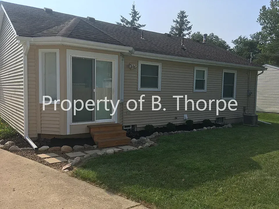 2655 Dearborn Ave — Photo 4