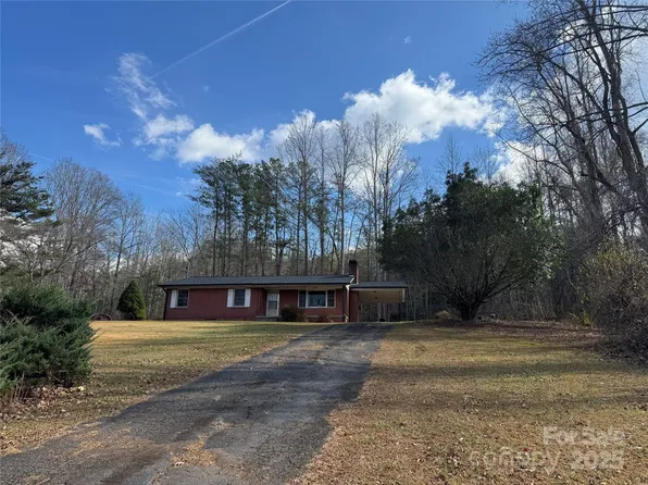 5046 Old Linville Rd, Marion, NC 28752