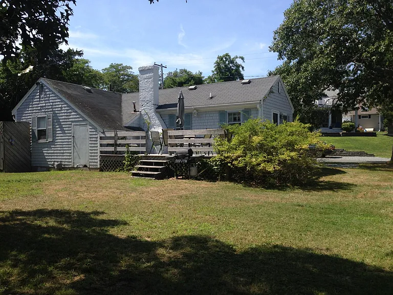 167 Clipper Rd — Photo 4