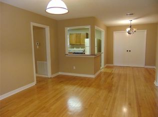 5782 Belarbor St, Houston, TX 77033