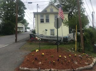 148 Grove St, Clinton, MA 01510