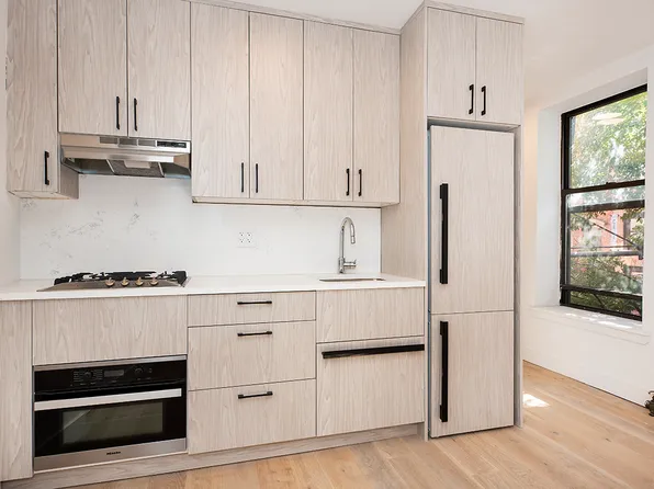 51 Spring Street image 1 of 6