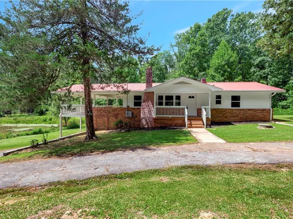 170 Bauknight Rd, Mountain Rest, SC 29664