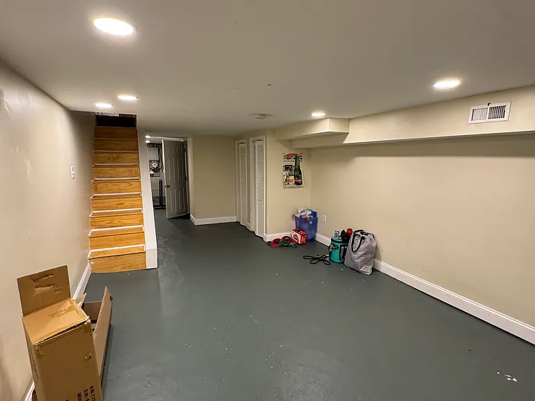 715 S Linwood Ave — Photo 14