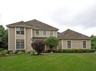 765 Spruce Tree Dr, Cary, IL 60013