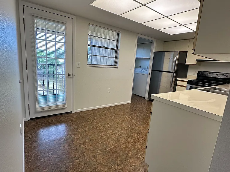 2531 Bayshore Gardens Pkwy #30 — Photo 3