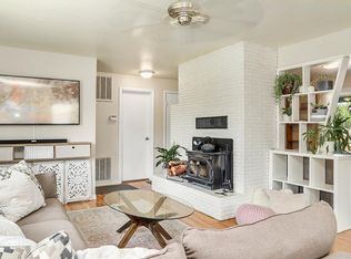 802 NE 10th St, Grants Pass, OR