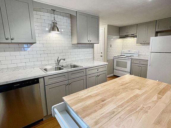 3rd image of 11 Ridgley St #3