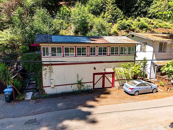 2nd image of 14567 Cherry Street