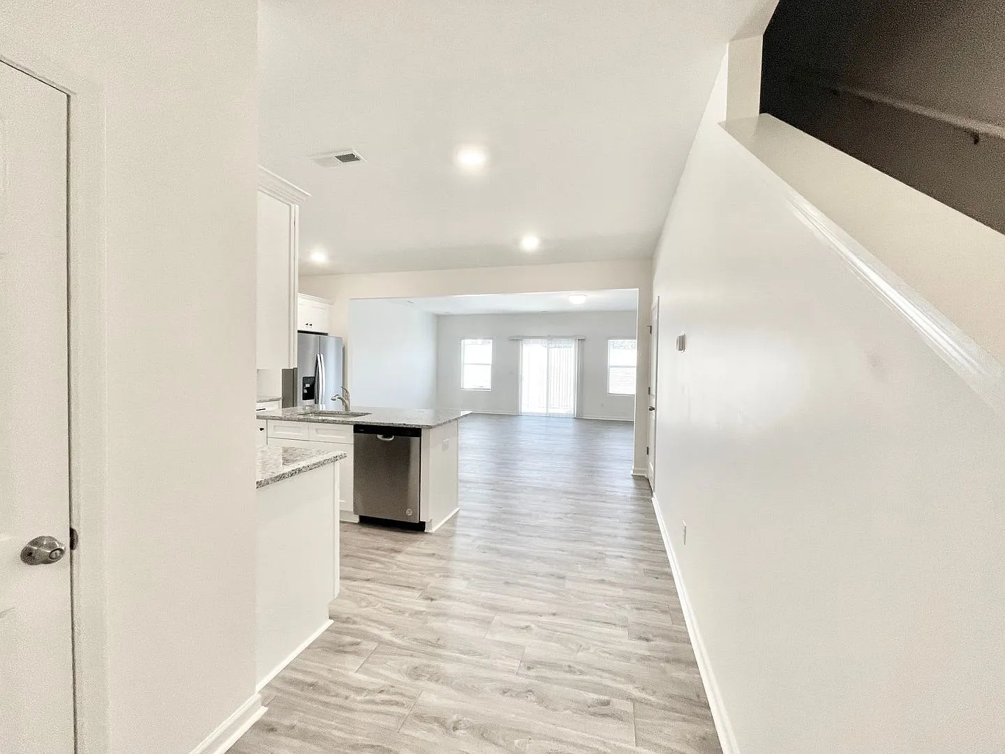 Modern 3 Bedroom Townhome In Prime Kannapolis Location - Available October Move In - Model Unit A... — Photo 3