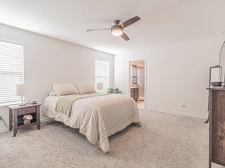 1518 Overlook Cv — Photo 14