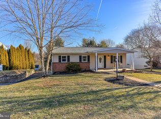 2949 Exeter Dr S, York, PA 17403