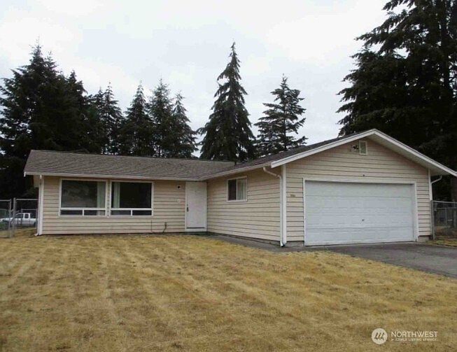 1st image of 17302 5th Avenue E