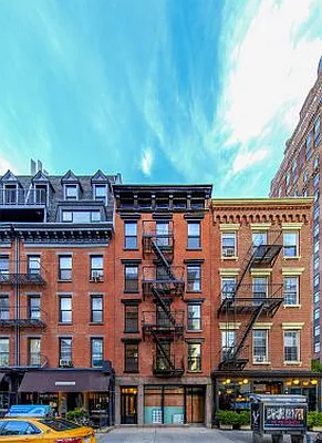 Rented by Icon Realty Management | media 59