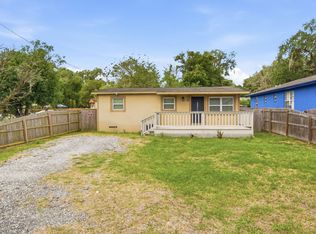 38714 Island Ave, Dade City, FL 33525